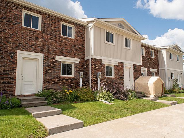 Townhouse for rent in Thunder Bay, Ontario
