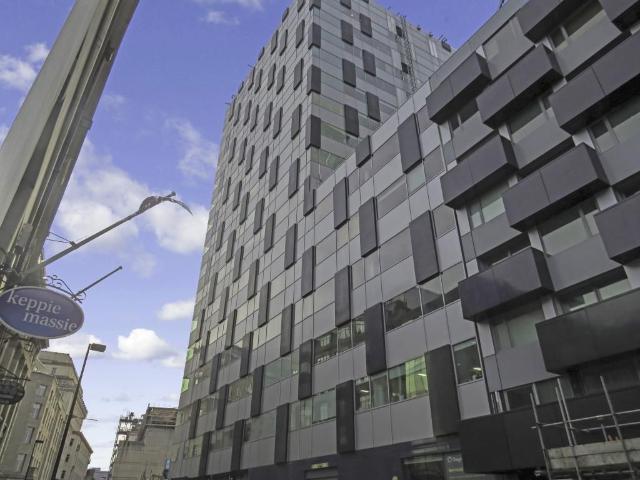 Apartment for rent in Calderstones
