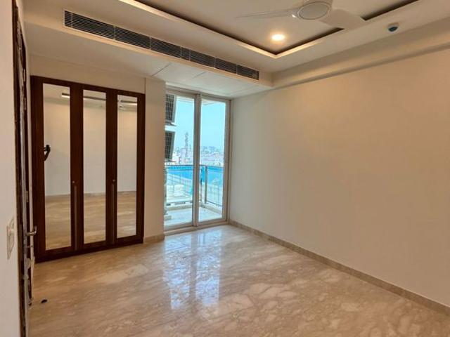 Flat for rent in Deri