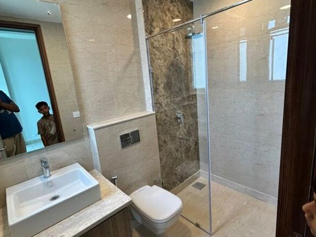 Flat for rent in Deri