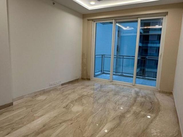 Flat for rent in Deri