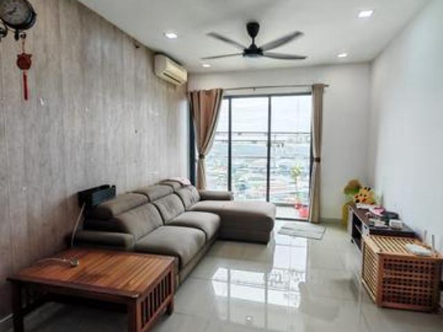 Serviced Residence for sale in Seri Kembangan, Majlis Bandaraya Subang Jaya