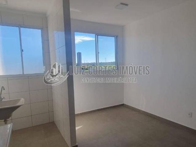 Apartamento venda em Região Geográfica Imediata de Uberlândia, Oliveira Fortes
