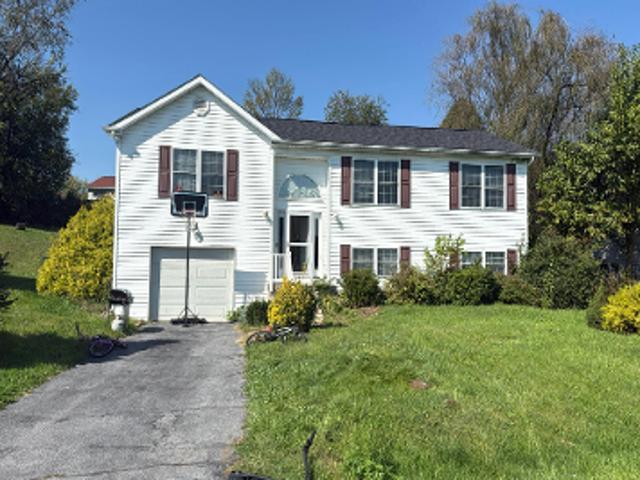 House for sale in Wildflower Creek Estates, Martinsburg
