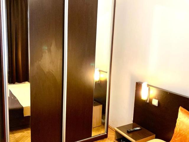 Apartament închirieri