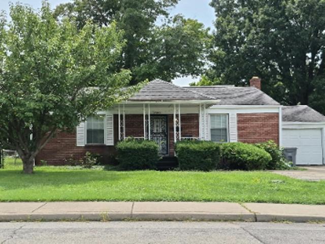 House for sale in Near Eastside, Camby