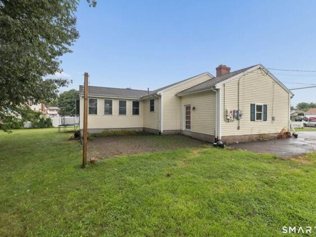 House for sale in Burnside, East Hartford
