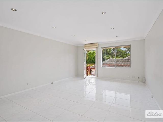 Apartment for rent in Wollongong West, New South Wales