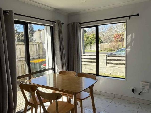 Townhouse for rent in Hamilton, Waikato
