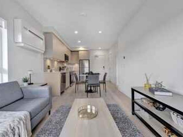 Apartment for rent in Shelbourne, Saanich