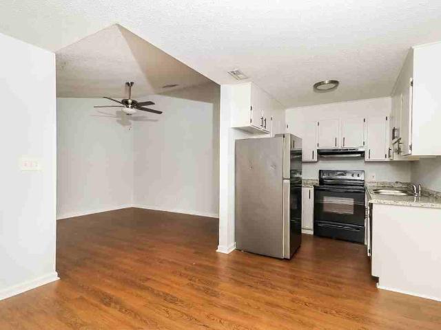 Apartment for rent in Mecklenburg, North Carolina