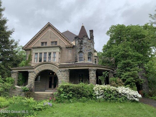 House for sale in Schenectady
