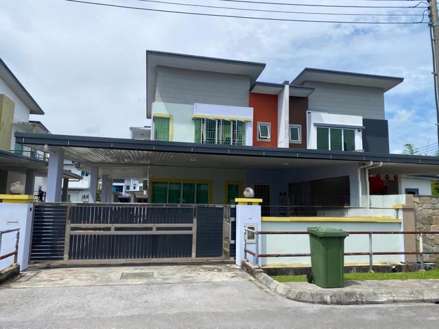 Residential House for sale in Samarahan, Kota Samarahan