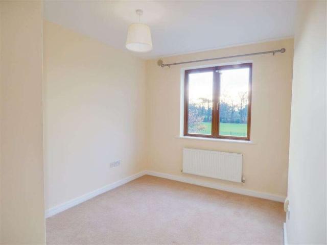 Townhouse to rent in Eadestown, North Tipperary
