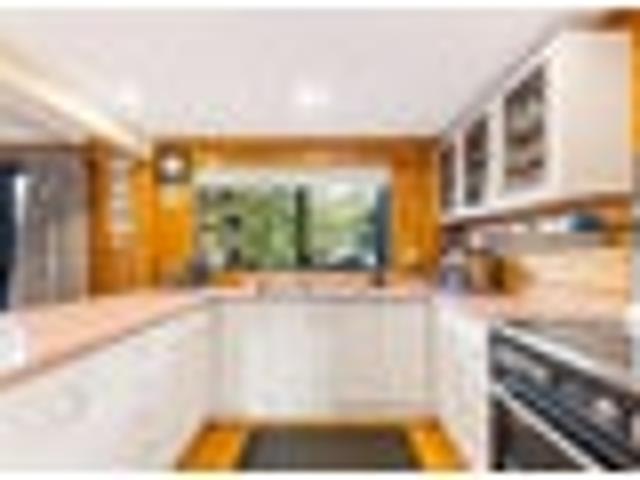 House for sale in Henderson, Henderson-Massey