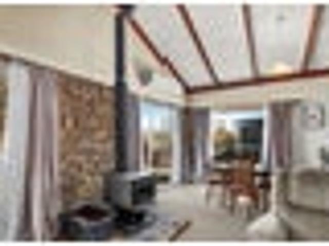 Apartment for sale in Otakou