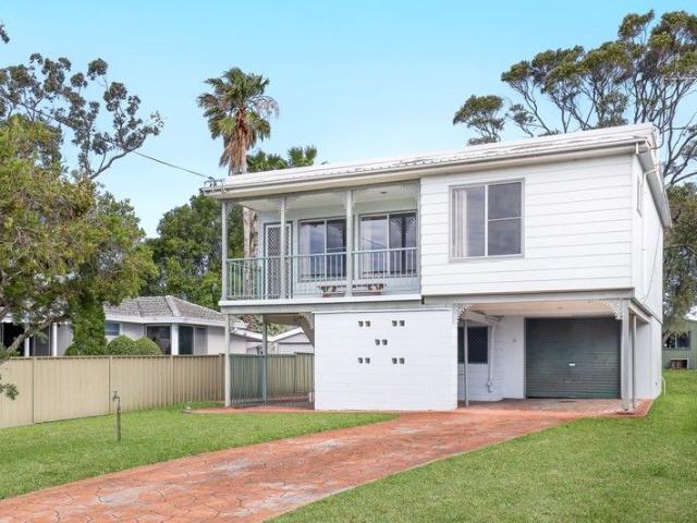 House for sale in Oak Flats Dc, New South Wales