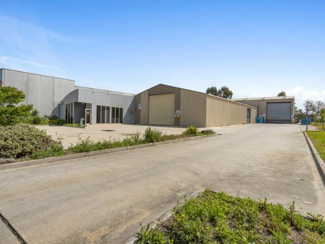 Warehouse for rent in Camerons Creek, Victoria