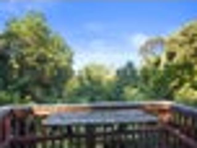 House for sale in Oratia