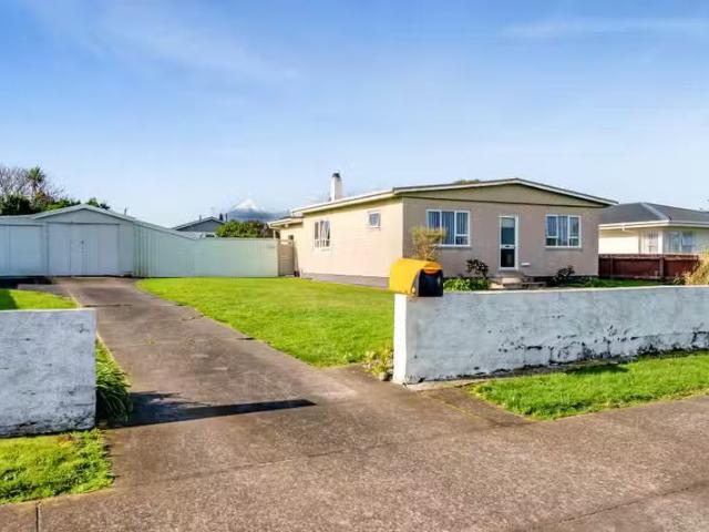 House for rent in Opunake, Taranaki