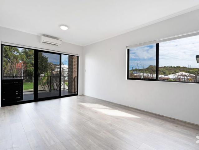 Apartment for rent in Hamilton Hill, Western Australia