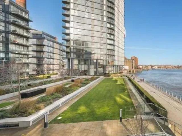 Apartment for rent in Chelsea Waterfront, Greater London
