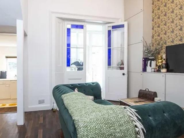 Apartment for rent in Stockwell, Greater London