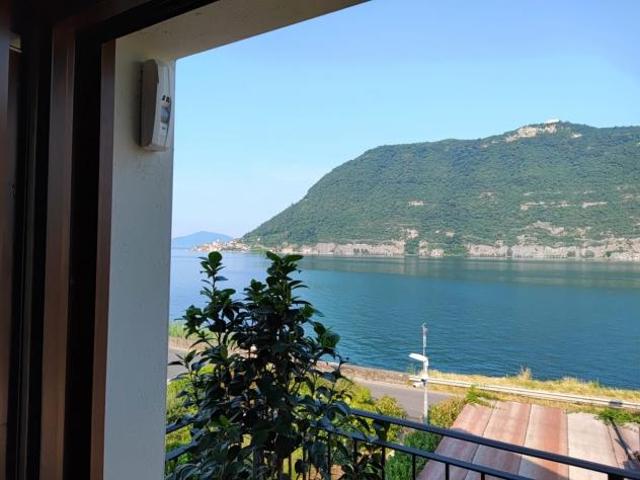 Villa Indipendente in vendita a Comunità montana del Sebino bresciano, Sale Marasino