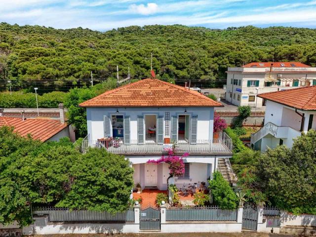 Casa in vendita a Quercianella, Livorno