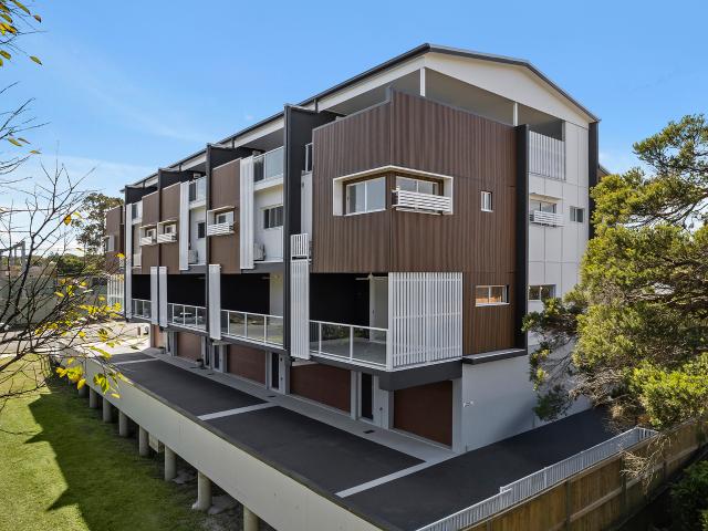 Townhouse for sale in Toombul, Queensland