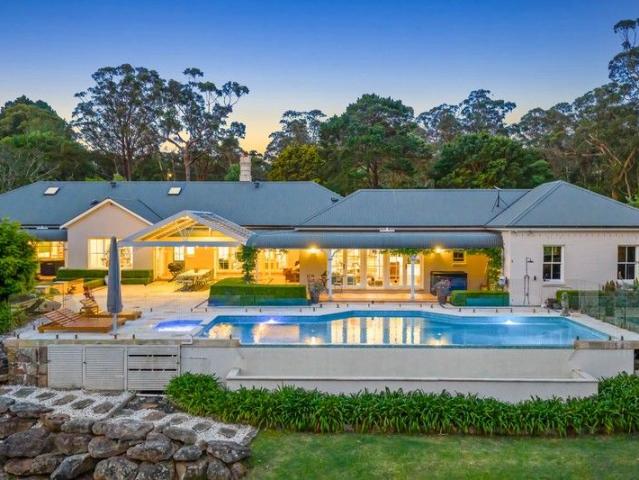 Cottage for sale in Sydney, New South Wales