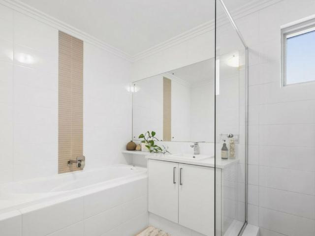 Townhouse for rent in Perth