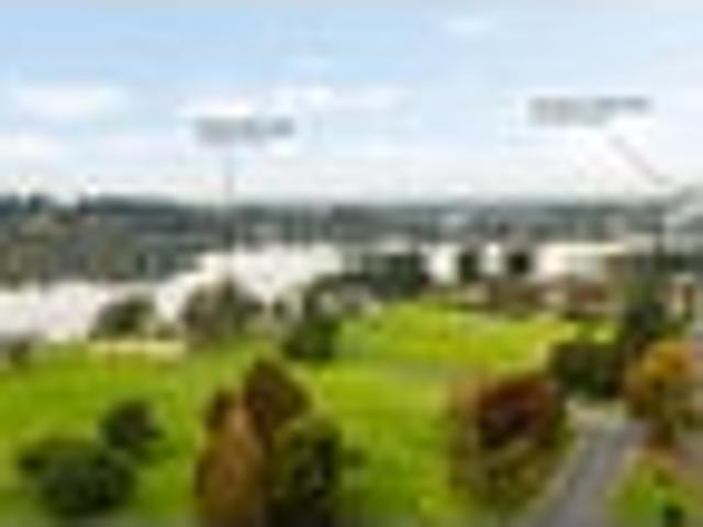 House for sale in Hamilton Lake