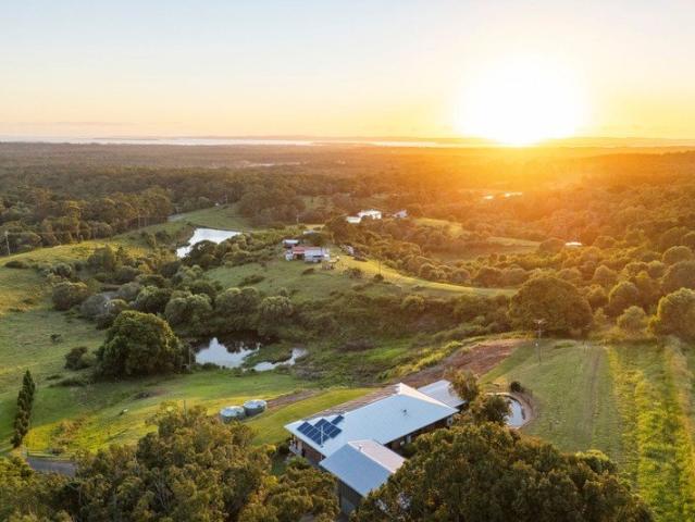 Cottage for sale in Toombul, Queensland