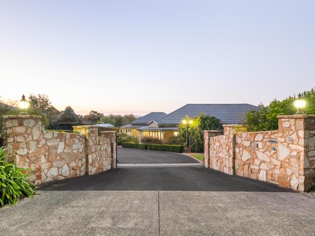 House for sale in Beaconsfield Upper