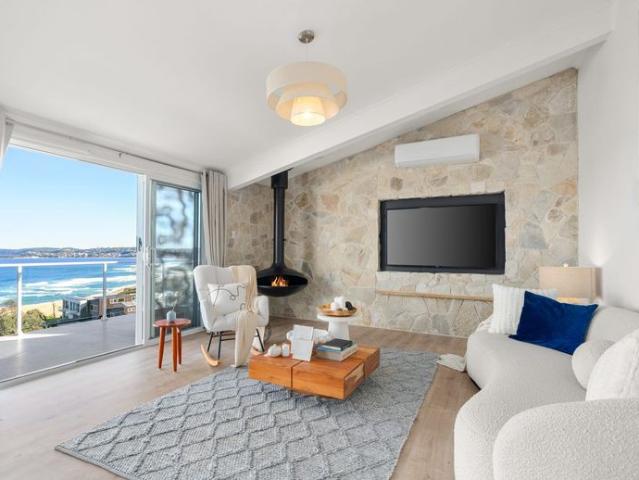 House for rent in Forresters Beach, New South Wales