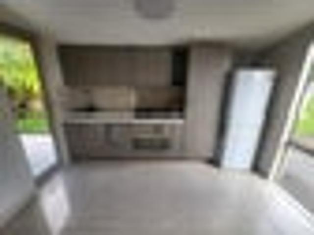 Apartment for rent in Paremoremo