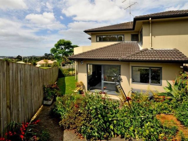 Apartment for rent in Wairau Valley