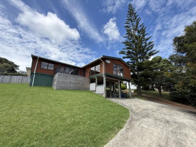House for rent in Wairau Valley