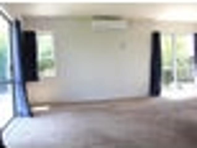 House for rent in Unsworth Heights, Upper Harbour