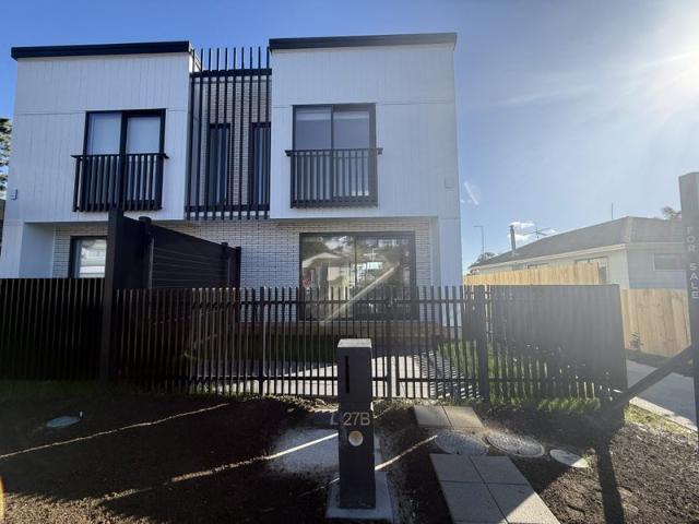 House for rent in Paremoremo, Oroua County