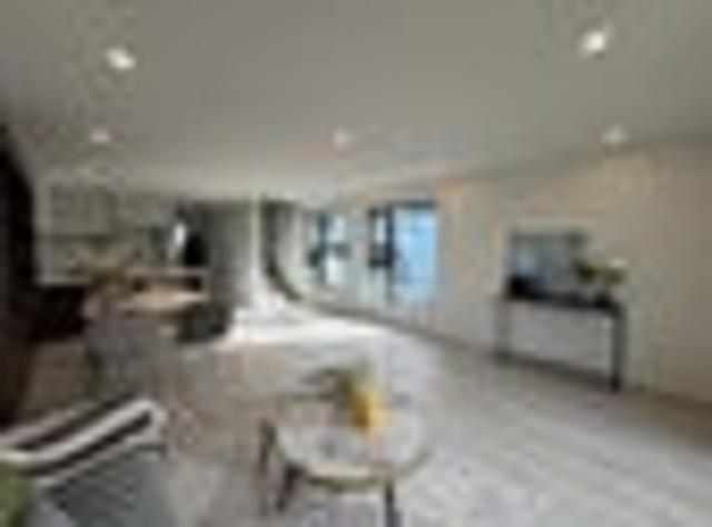 Townhouse for rent in Paremoremo