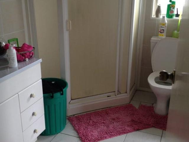 House for rent in Paremoremo, Oroua County