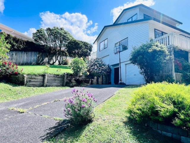 House for rent in Paremoremo, Oroua County