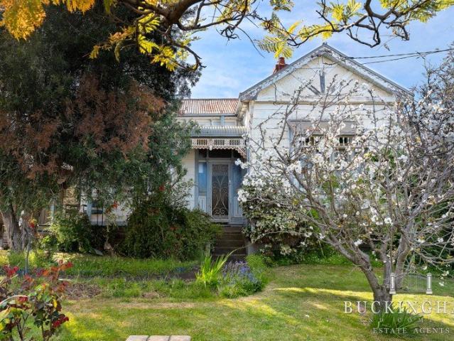 House for sale in Essendon, Melbourne