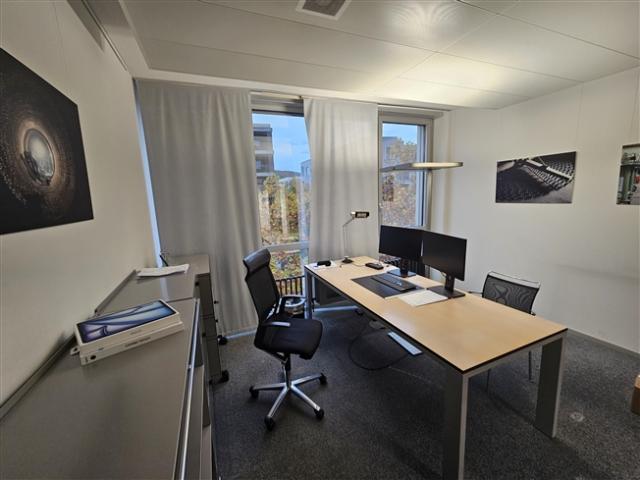 Büro mieten in Einigen, Zürich