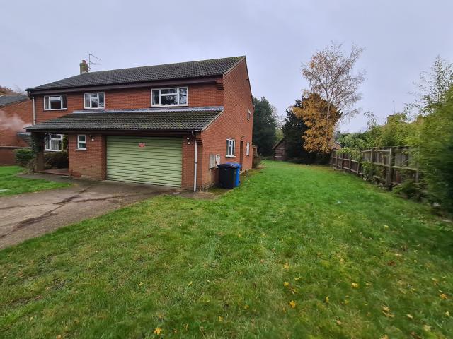 House for rent in East Bank, Norfolk