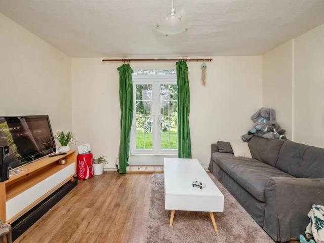Room for rent in Heigham Grove, East Bank
