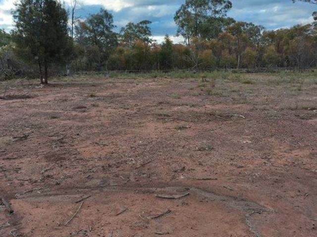 Cottage for sale in Tara, Queensland