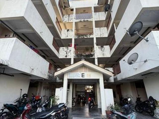 Flat for sale in Wellesley, Penang
